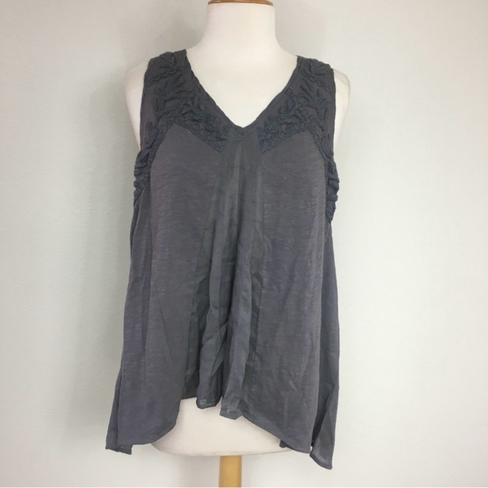 3/$25 Anthropologie Meadow Rue Gray Lace Gauzy Media Tunic Tank Top Size Small